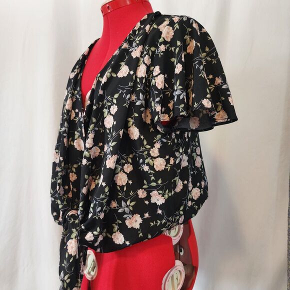 PAPAYA Black Wrap V Neck Floral Short Sleeve Blouse Size L - Picture 3 of 6